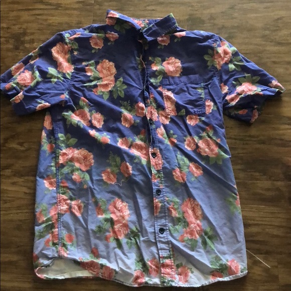 Purple floral button down - Picture 1 of 1